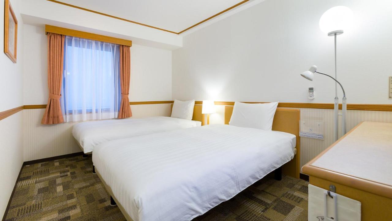 Toyoko Inn Kagoshima Temmonkan No 2 Exterior foto